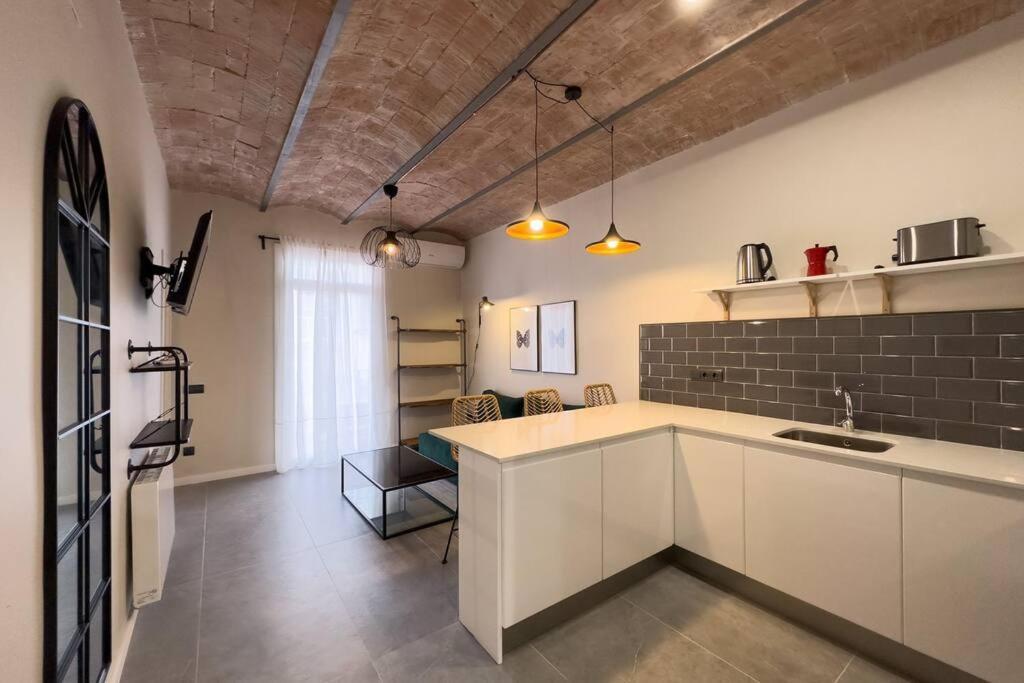 Bebarceloner Sants Apartments - 2 Bedrooms ภายนอก รูปภาพ